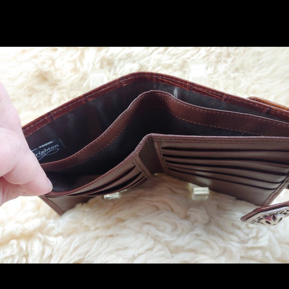 Eton Small Embossed Bifold Wallet in Brown
